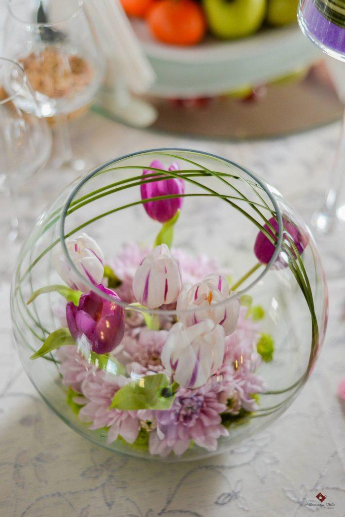 aranjament floral lalele